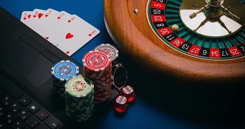Smart Plays: Winning Financial Strategies for Online Gamblers